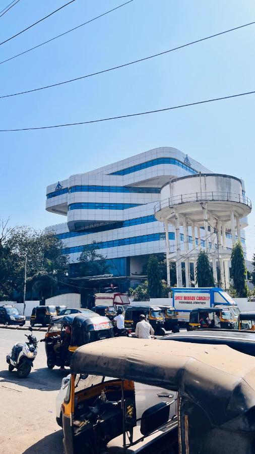 Astropods Otel Mumbai Dış mekan fotoğraf